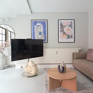 Stylish Ground Floor Apartment Perfect For Couples
